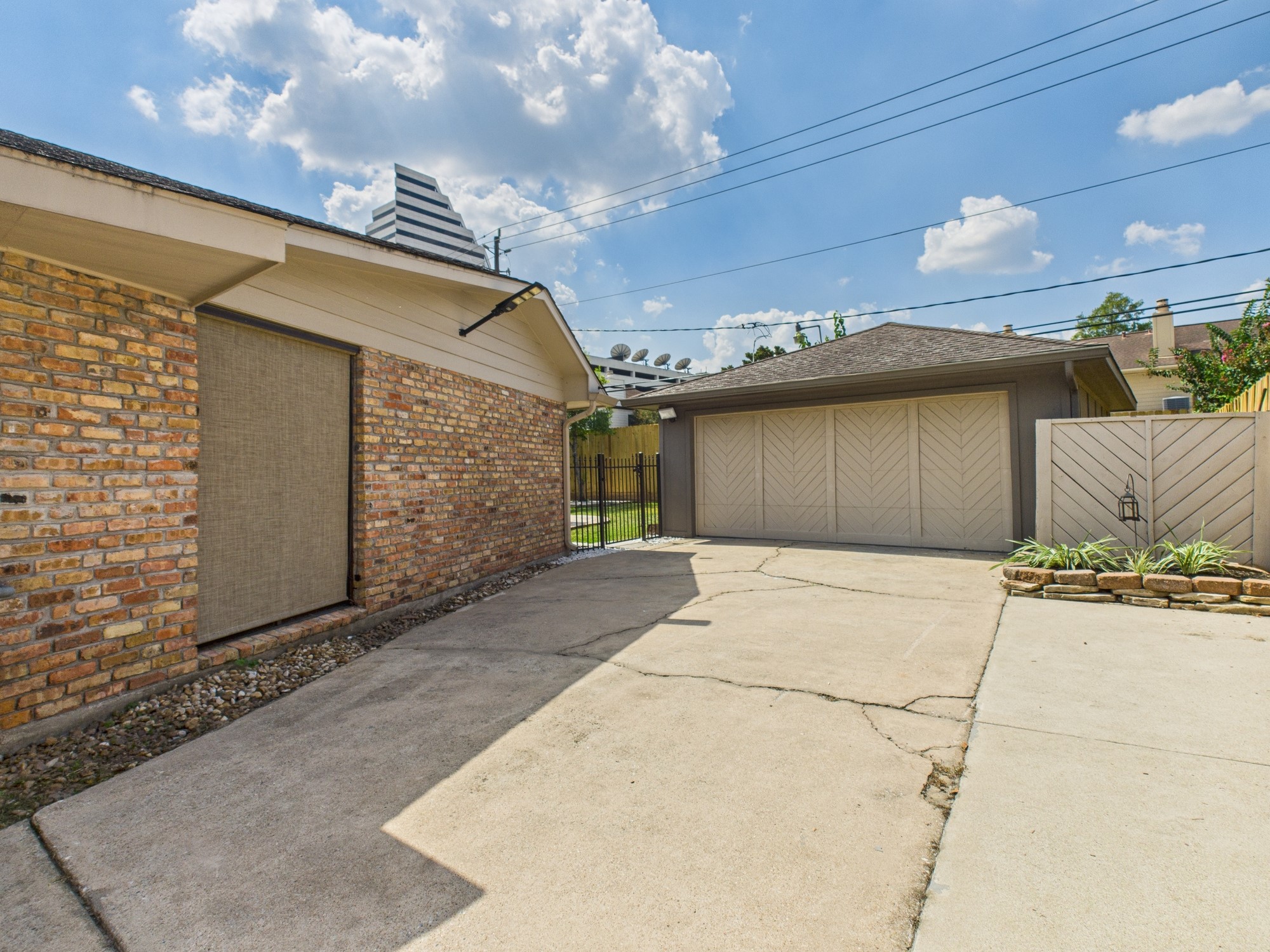 2432 Chimney Rock Road Houston, TX 77057 - Photo 41 of 43 a view of a garage