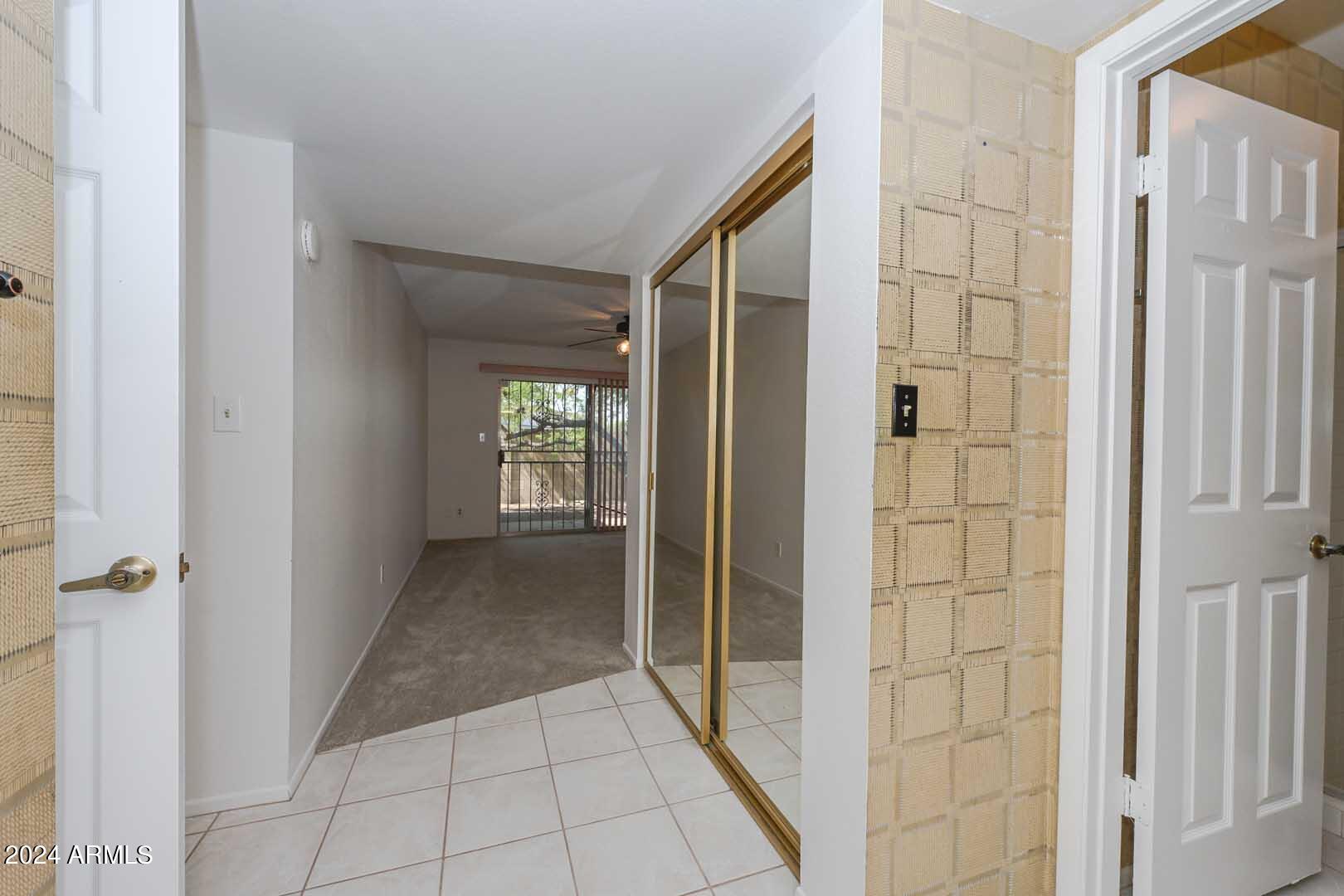 2619 West Hearn Road Phoenix, AZ 85023 - Photo 10 of 30 Gallery Image 10