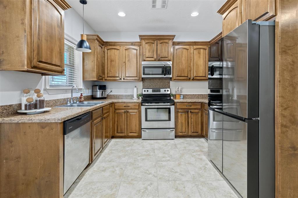 983 Green Road Lake Charles, LA 70611 - Photo 4 of 16 Gallery Image 4