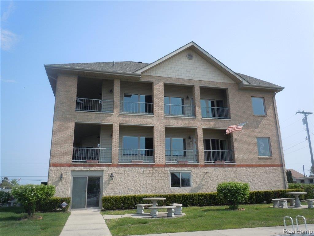 32176 North River Road Harrison Township, MI 48045 - Photo 1 of 25 DSCN4163.JPG