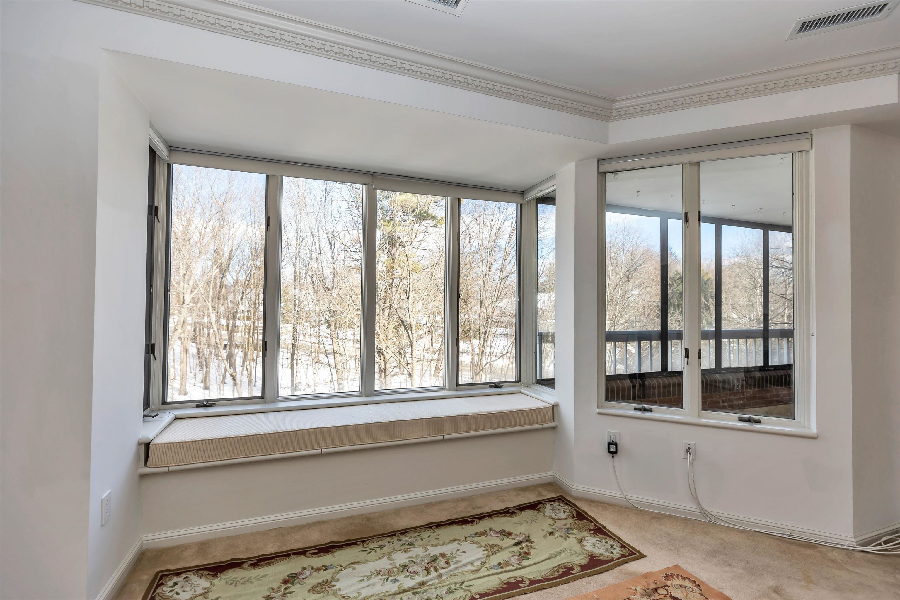 300 River Road, Unit 412 Manchester, NH 03104 - Photo 18 of 38 Gallery Image 18