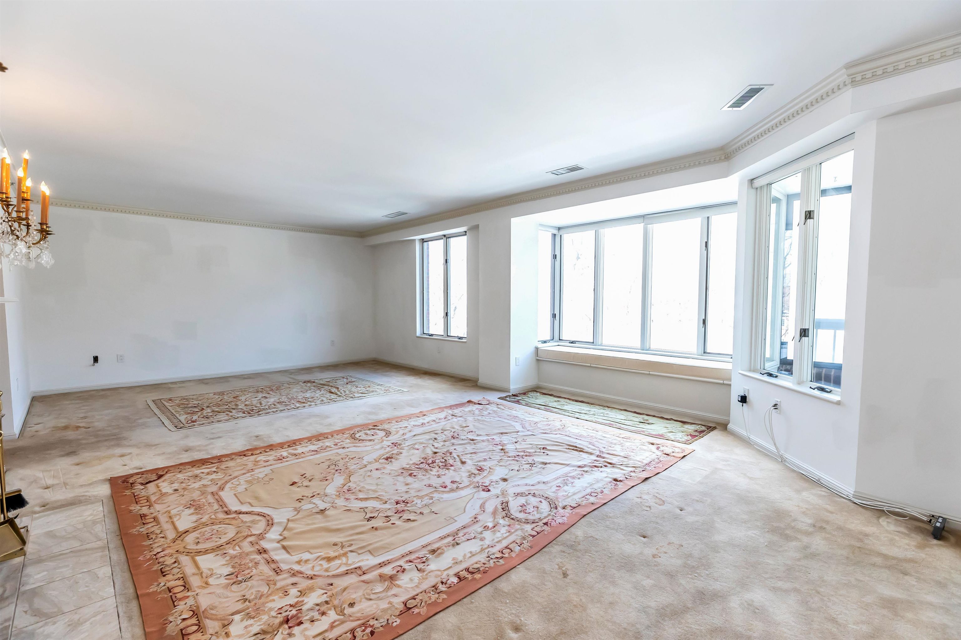 300 River Road, Unit 412 Manchester, NH 03104 - Photo 8 of 38 Gallery Image 8