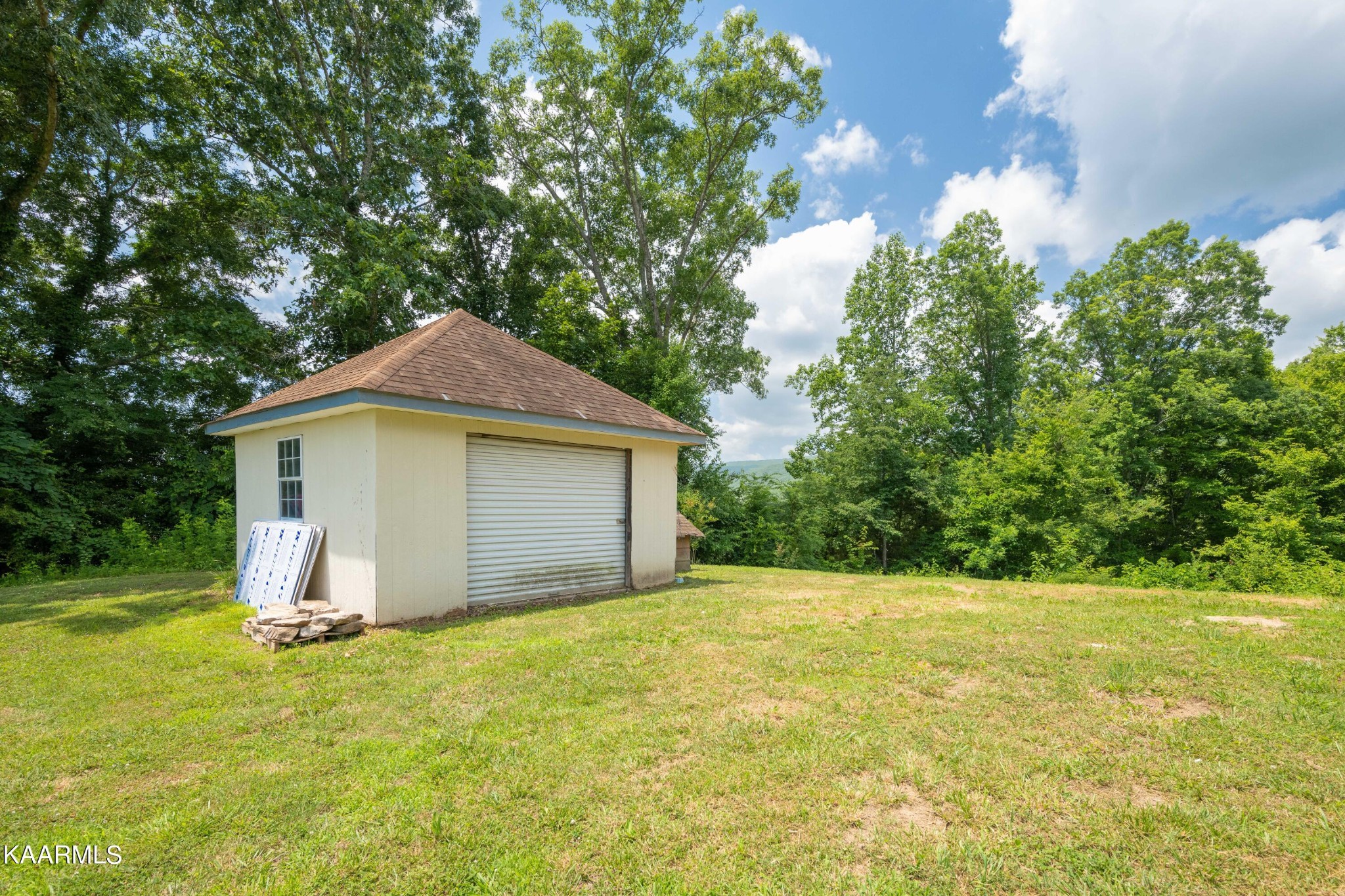 914 Cliffside Road Pikeville, TN 37367 - Photo 8 of 43 Gallery Image 8