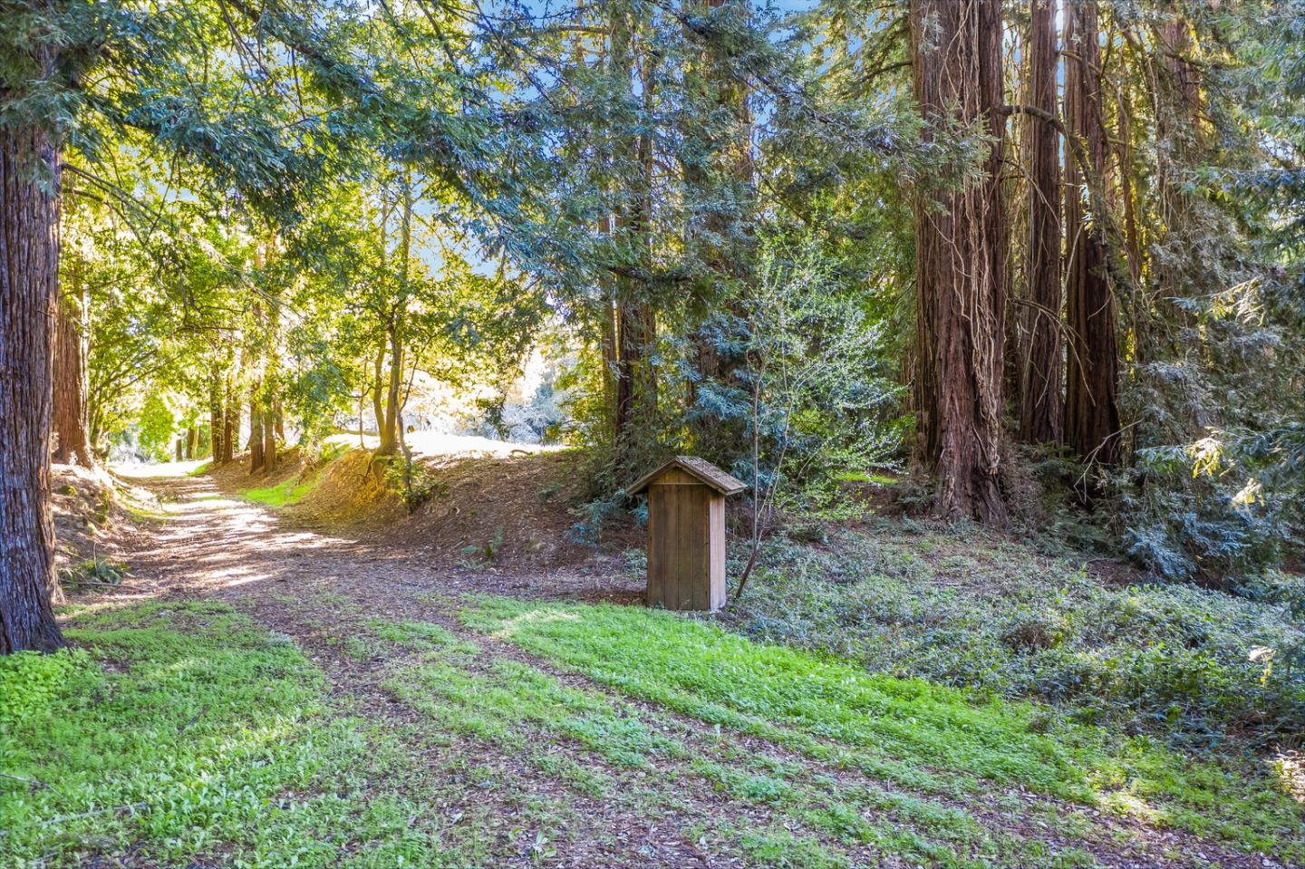 22854 Summit Road Los Gatos, CA 95033 - Photo 10 of 17 Gallery Image 10
