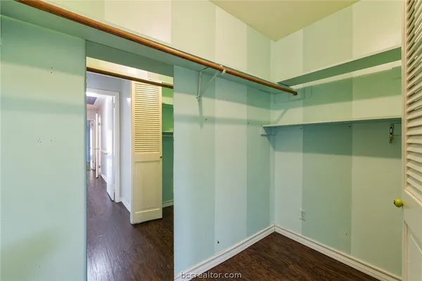 $315,000 | 3917 Hilltop Drive, Bryan, TX 77801