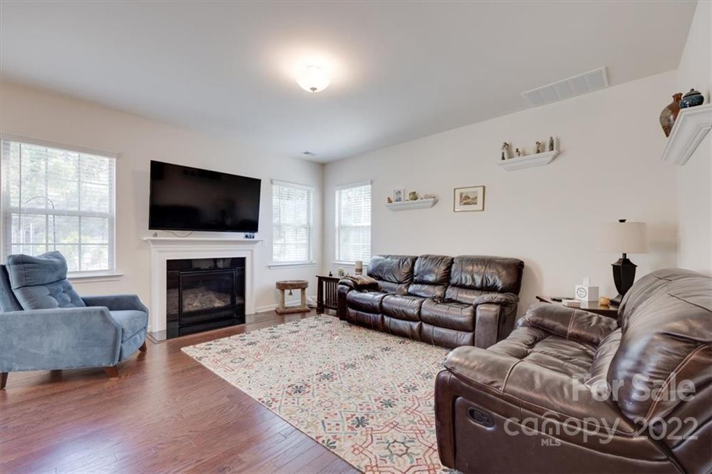 575 Dulaney Drive, Unit 265 Tega Cay, SC 29708 - Photo 12 of 21 Gallery Image 12