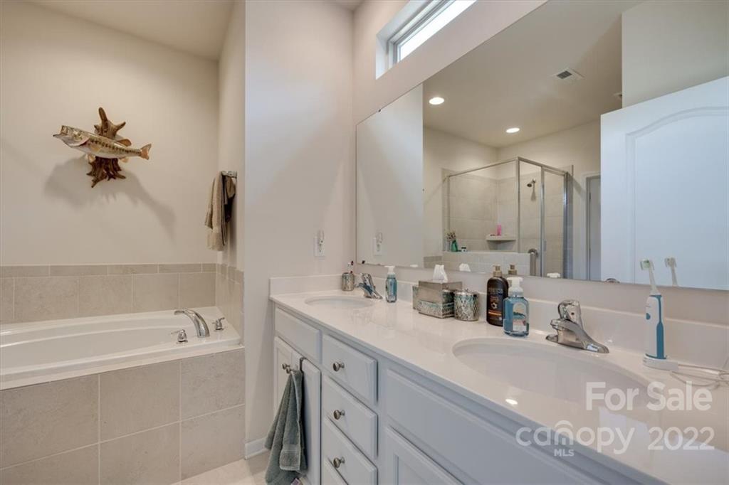 575 Dulaney Drive, Unit 265 Tega Cay, SC 29708 - Photo 18 of 21 Gallery Image 18