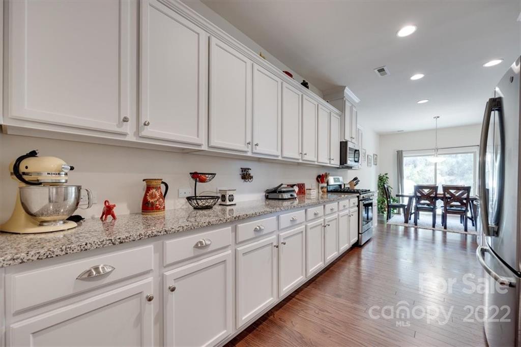 575 Dulaney Drive, Unit 265 Tega Cay, SC 29708 - Photo 6 of 21 Gallery Image 6