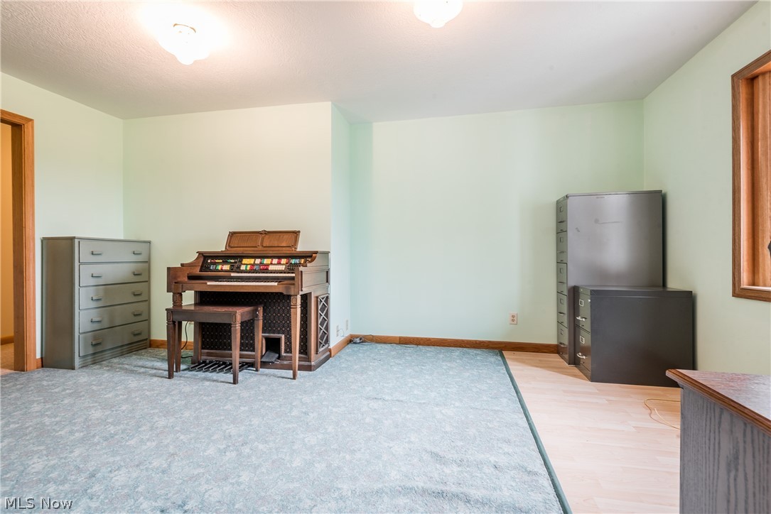 1351 Sharon Valley Road New Philadelphia, OH 44663 - Photo 20 of 32