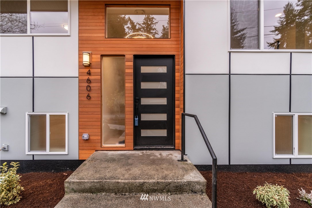 4606 237th Place Southwest Mountlake Terrace, WA 98043 - Photo 5 of 40 a view of a entryway door of the house