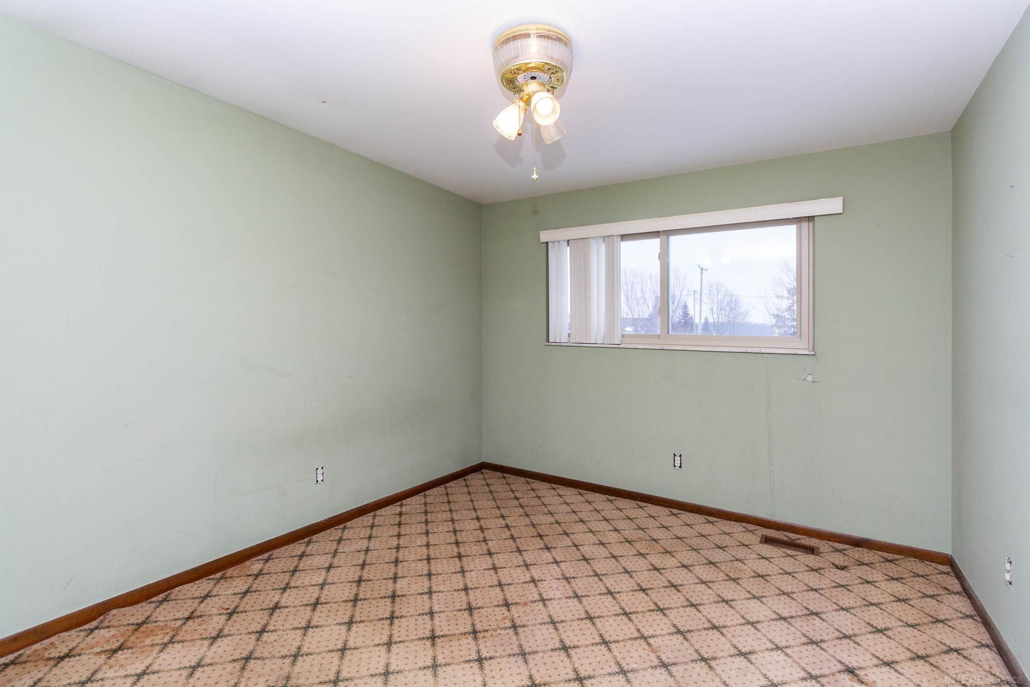 77177 Omo Road Armada, MI 48005 - Photo 25 of 49