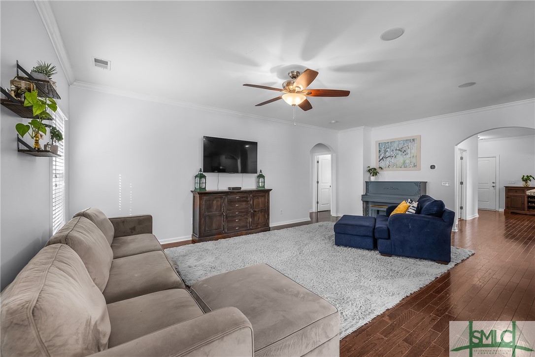 3 Marshland Point Pooler, GA 31322 - Photo 23 of 46 Living Room