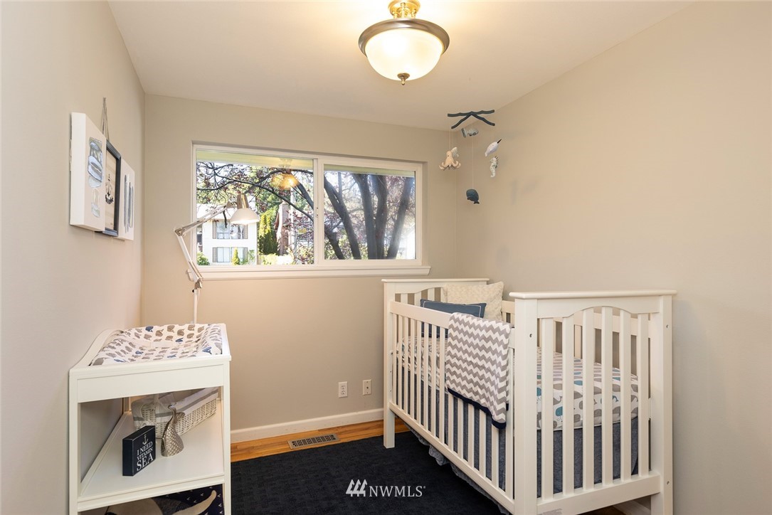 9232 Sand Point Way Northeast Seattle, WA 98115 - Photo 16 of 40 Gallery Image 16