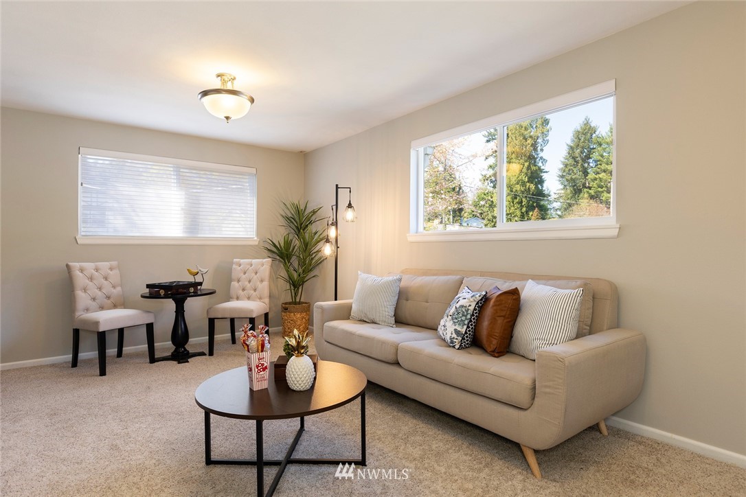9232 Sand Point Way Northeast Seattle, WA 98115 - Photo 19 of 40 Gallery Image 19