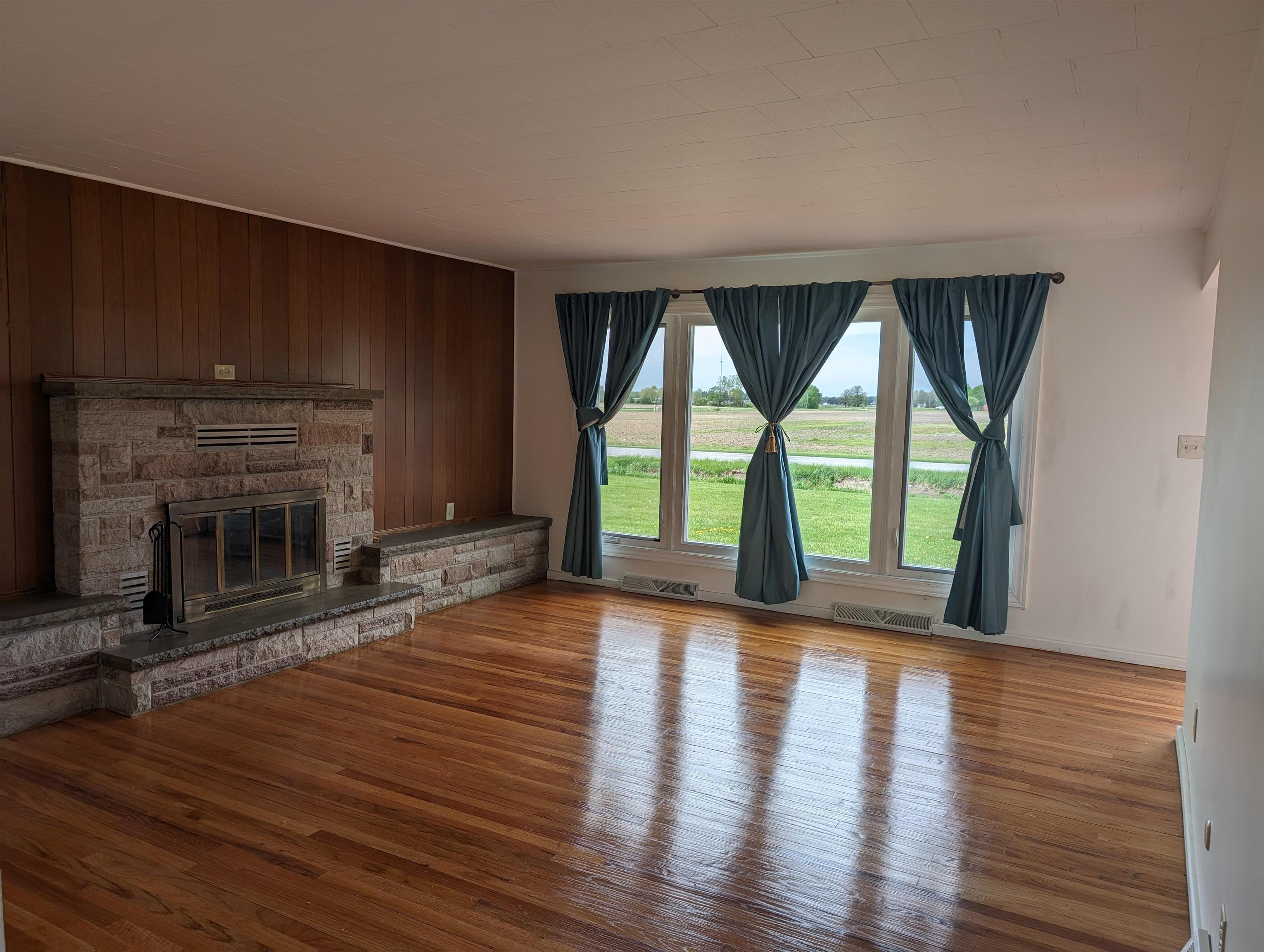 11031 Sheridan Road Burt, MI 48417 - Photo 9 of 55