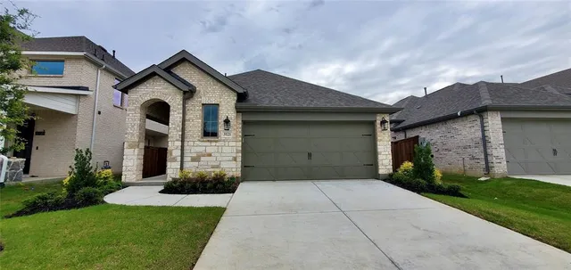 $2,250 | 3121 Bell Flower Drive, Little Elm, TX 75068