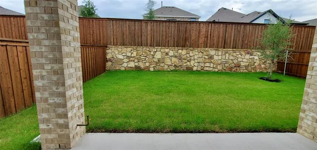 $2,250 | 3121 Bell Flower Drive, Little Elm, TX 75068