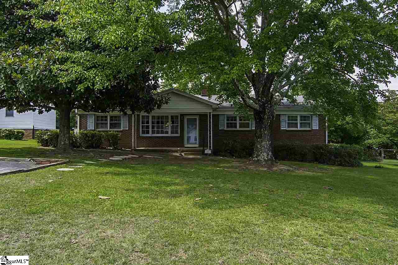 403 Garrett Street Fountain Inn, SC 29644 - Photo 1 of 35 Gallery Image 1