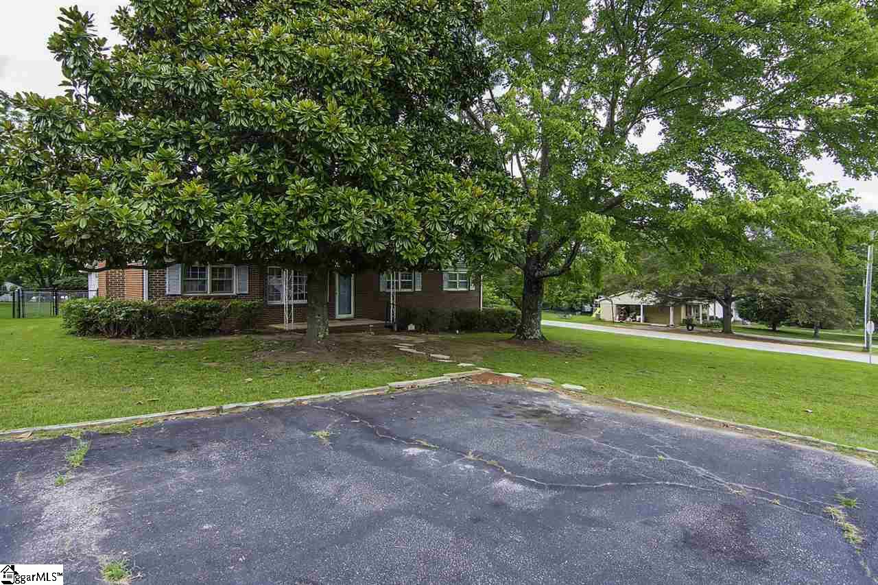 403 Garrett Street Fountain Inn, SC 29644 - Photo 12 of 35 Gallery Image 12