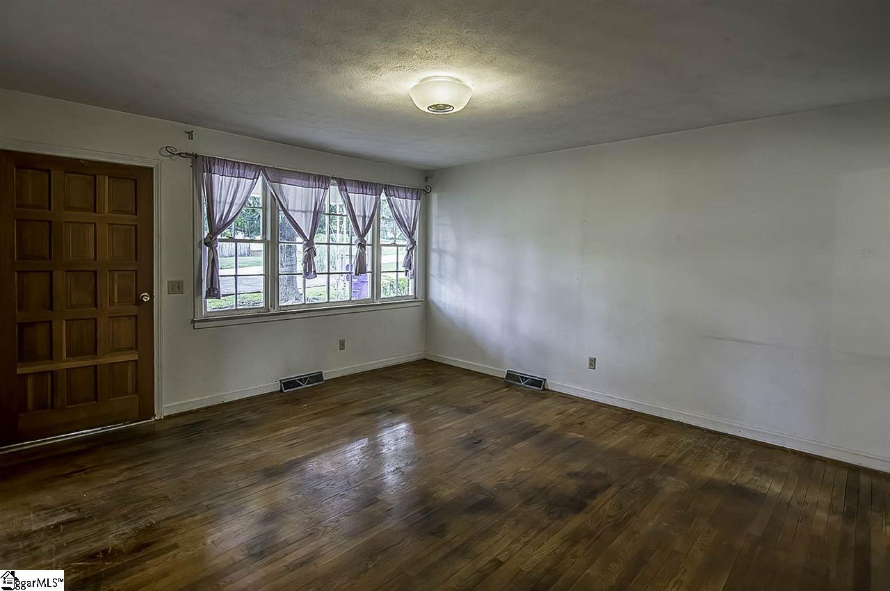 403 Garrett Street Fountain Inn, SC 29644 - Photo 14 of 35 Gallery Image 14