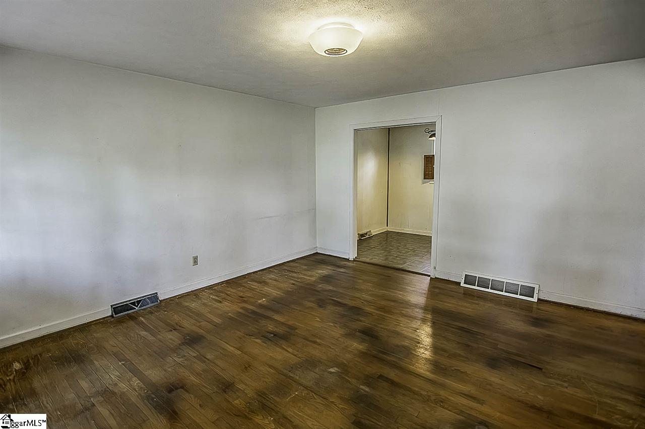 403 Garrett Street Fountain Inn, SC 29644 - Photo 15 of 35 Gallery Image 15