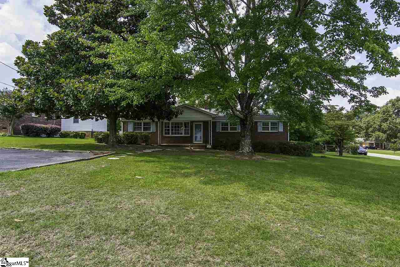 403 Garrett Street Fountain Inn, SC 29644 - Photo 6 of 35 Gallery Image 6