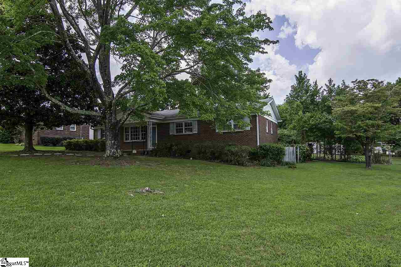 403 Garrett Street Fountain Inn, SC 29644 - Photo 9 of 35 Gallery Image 9