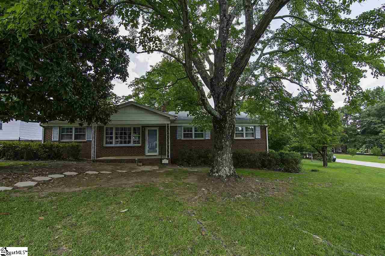403 Garrett Street Fountain Inn, SC 29644 - Photo 10 of 35 Gallery Image 10