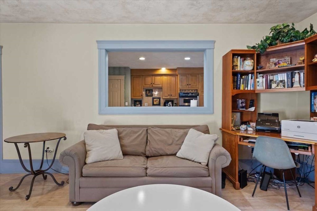 18 Robertson Road Worcester, MA 01602 - Photo 15 of 42 Gallery Image 15