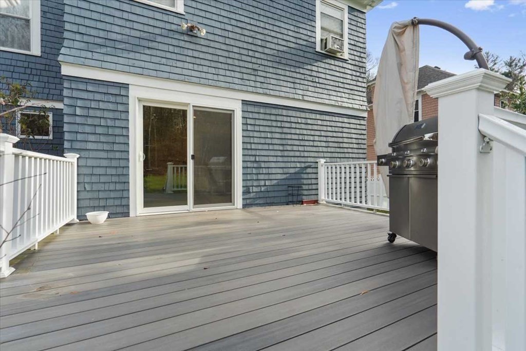18 Robertson Road Worcester, MA 01602 - Photo 37 of 42 Gallery Image 37