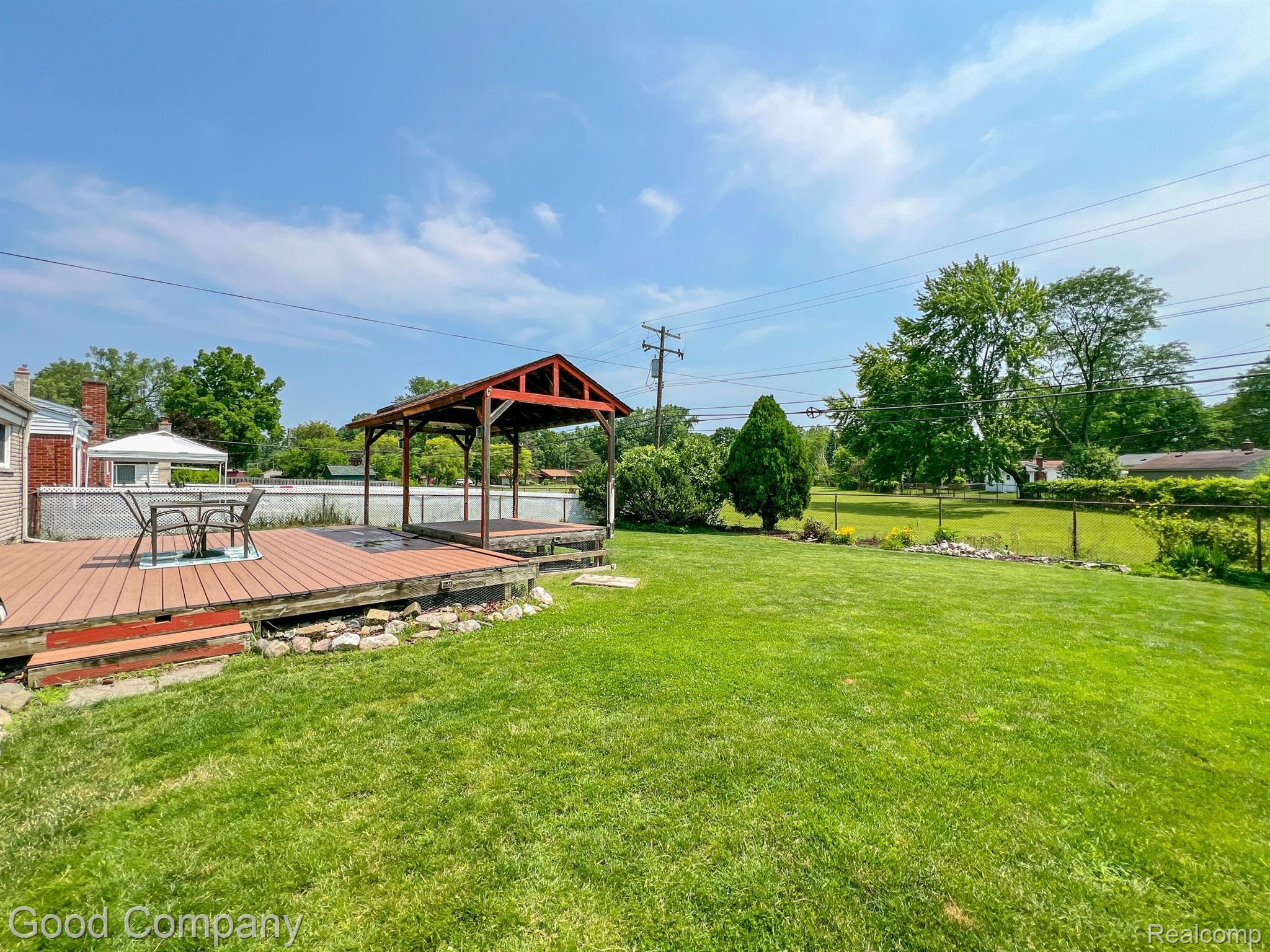 14418 Merriman Road Livonia, MI 48154 - Photo 22 of 26 Fully fenced back yard