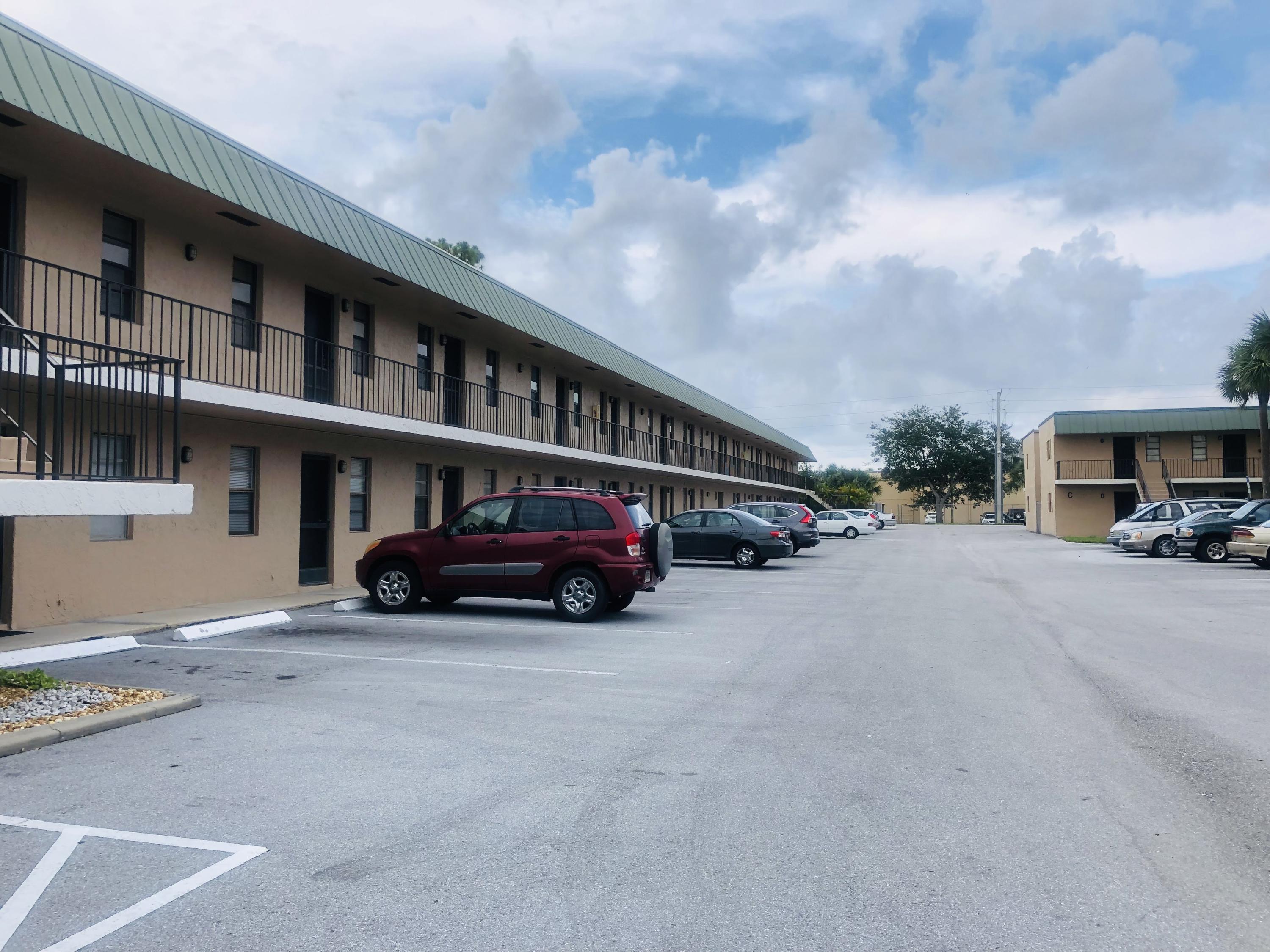 1021 Southeast Monterey Road, Unit 142 Stuart, FL 34994 - Photo 14 of 18 IMG_3916