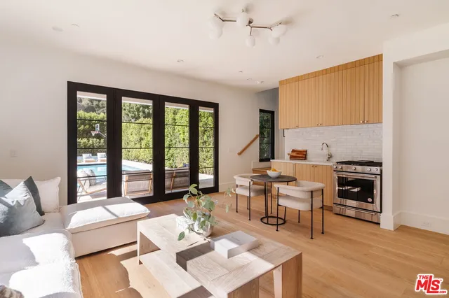 $110,000 | 13164 Boca De Canon Lane, Los Angeles, CA 90049