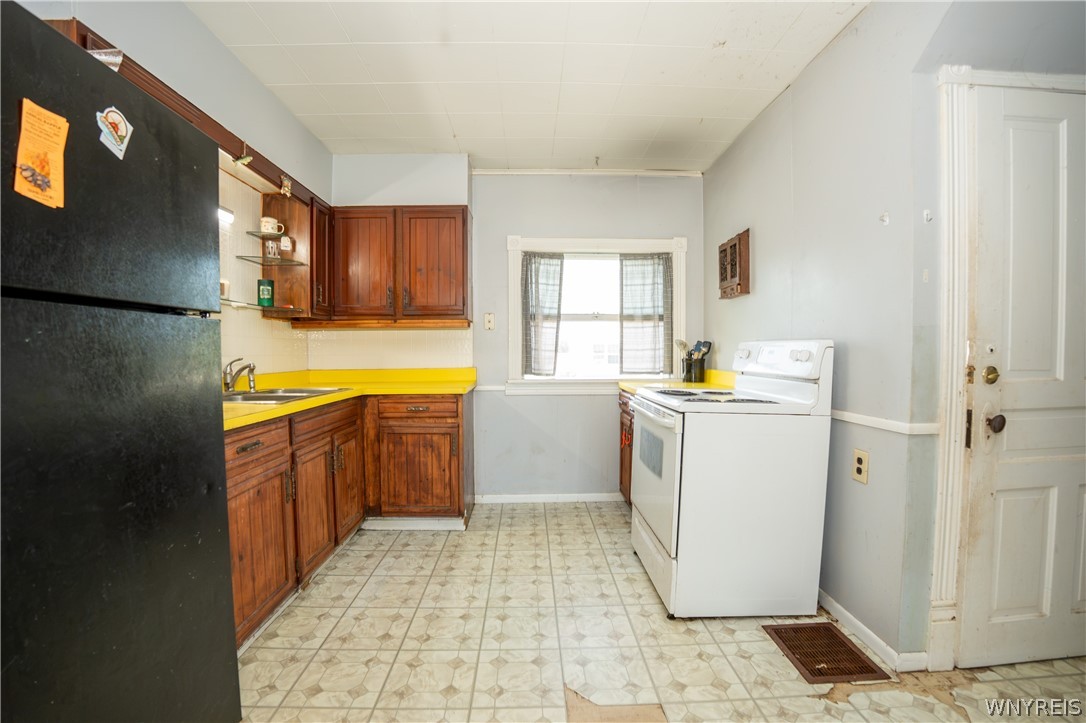 9571 Bernd Road Le Roy, NY 14525 - Photo 36 of 50
