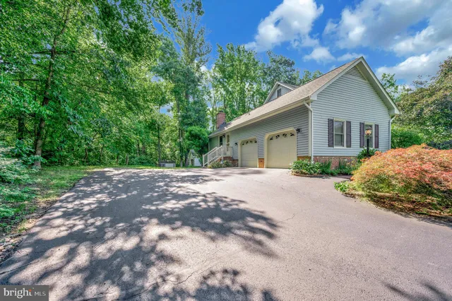 $579,900 | 10415 Shaw Drive, Spotsylvania, VA 22553