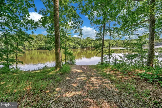 $579,900 | 10415 Shaw Drive, Spotsylvania, VA 22553