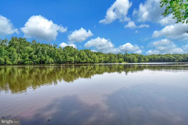 $579,900 | 10415 Shaw Drive, Spotsylvania, VA 22553