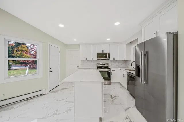 $739,000 | 50 7th Street, St. James, NY 11780