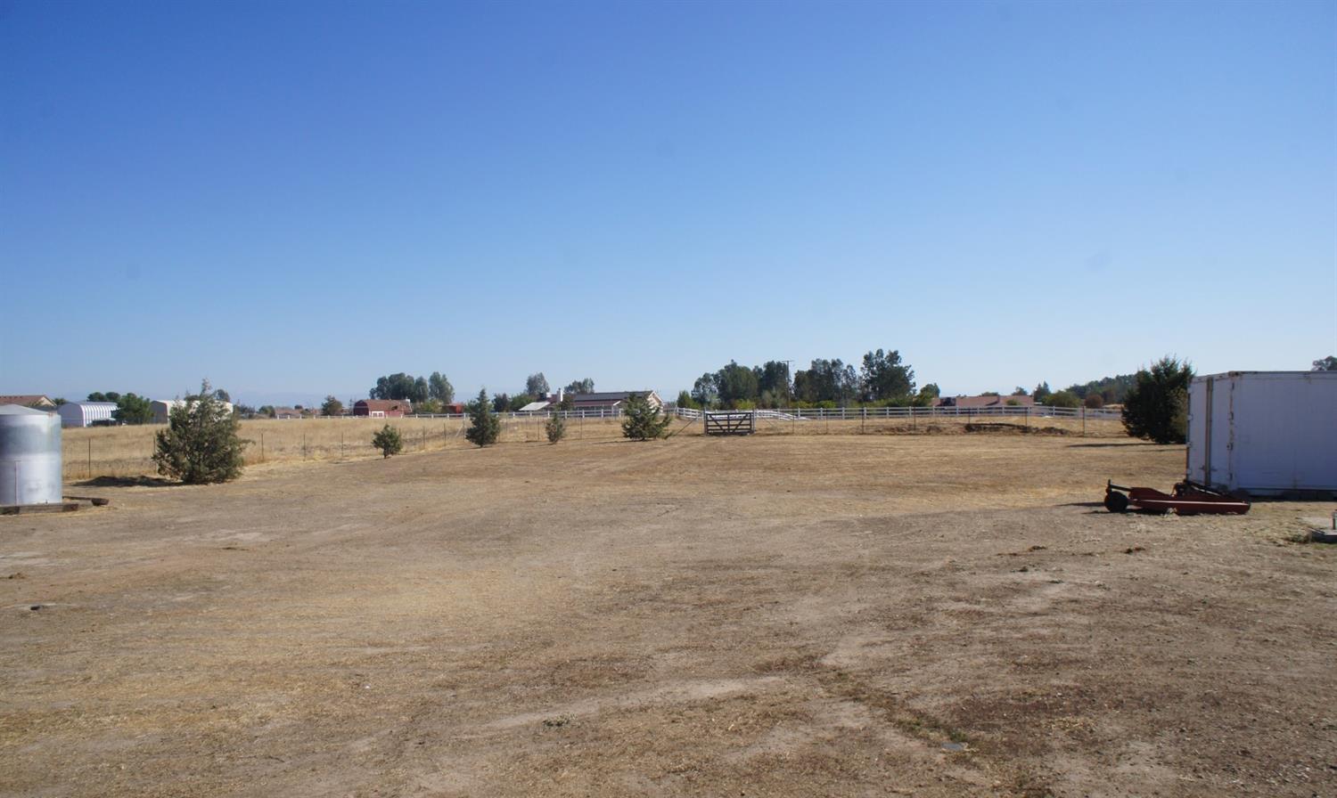 17137 Anaconda Road Madera, CA 93636 - Photo 27 of 31 Gallery Image 27
