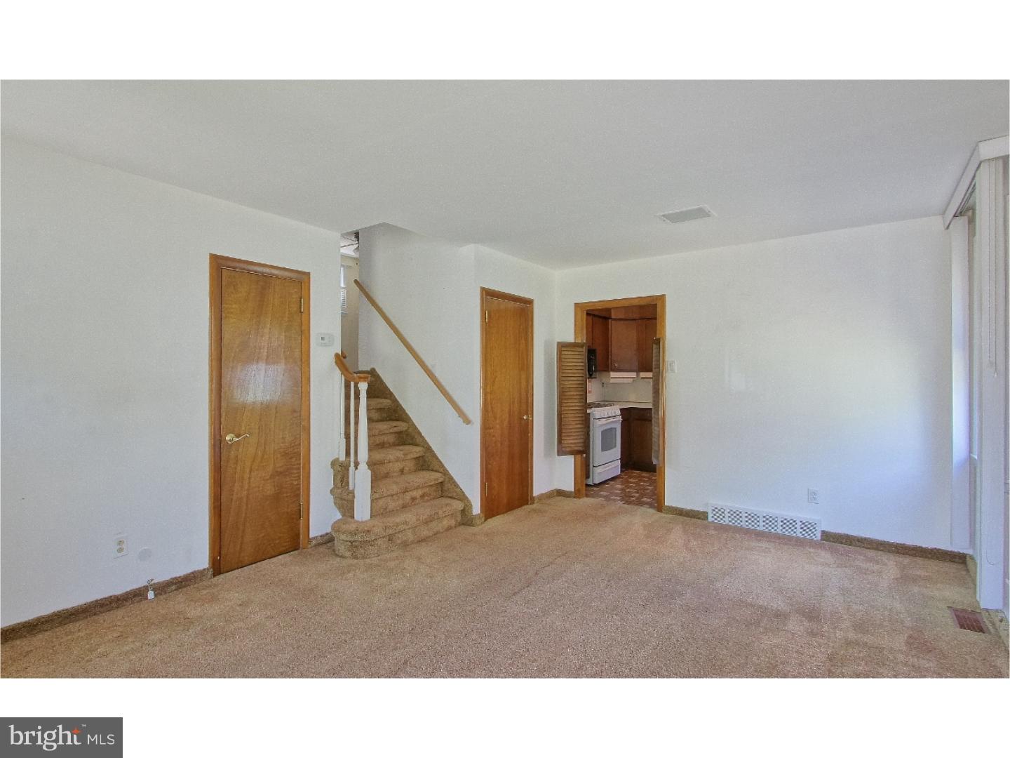 908 Scotia Road Philadelphia, PA 19128 - Photo 7 of 18