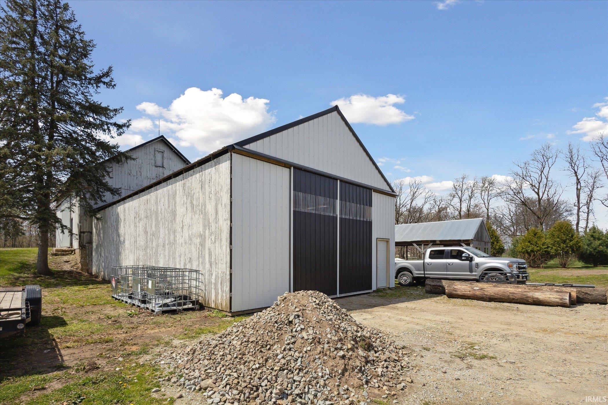 65639 Maple Road Lakeville, IN 46536 - Photo 25 of 35