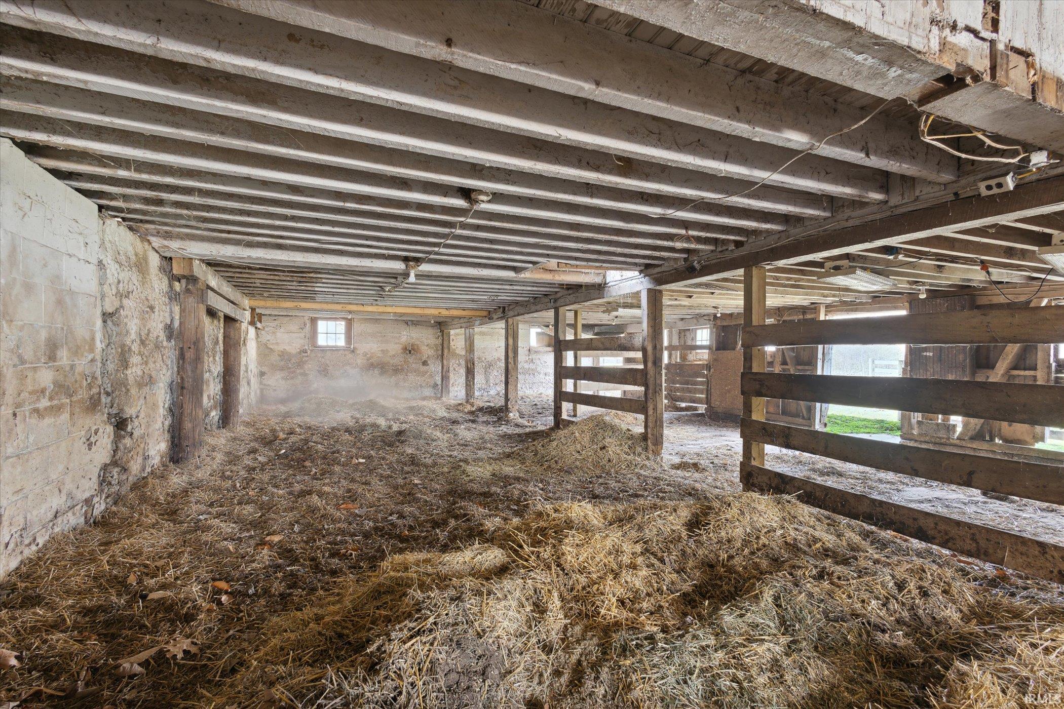 65639 Maple Road Lakeville, IN 46536 - Photo 31 of 35