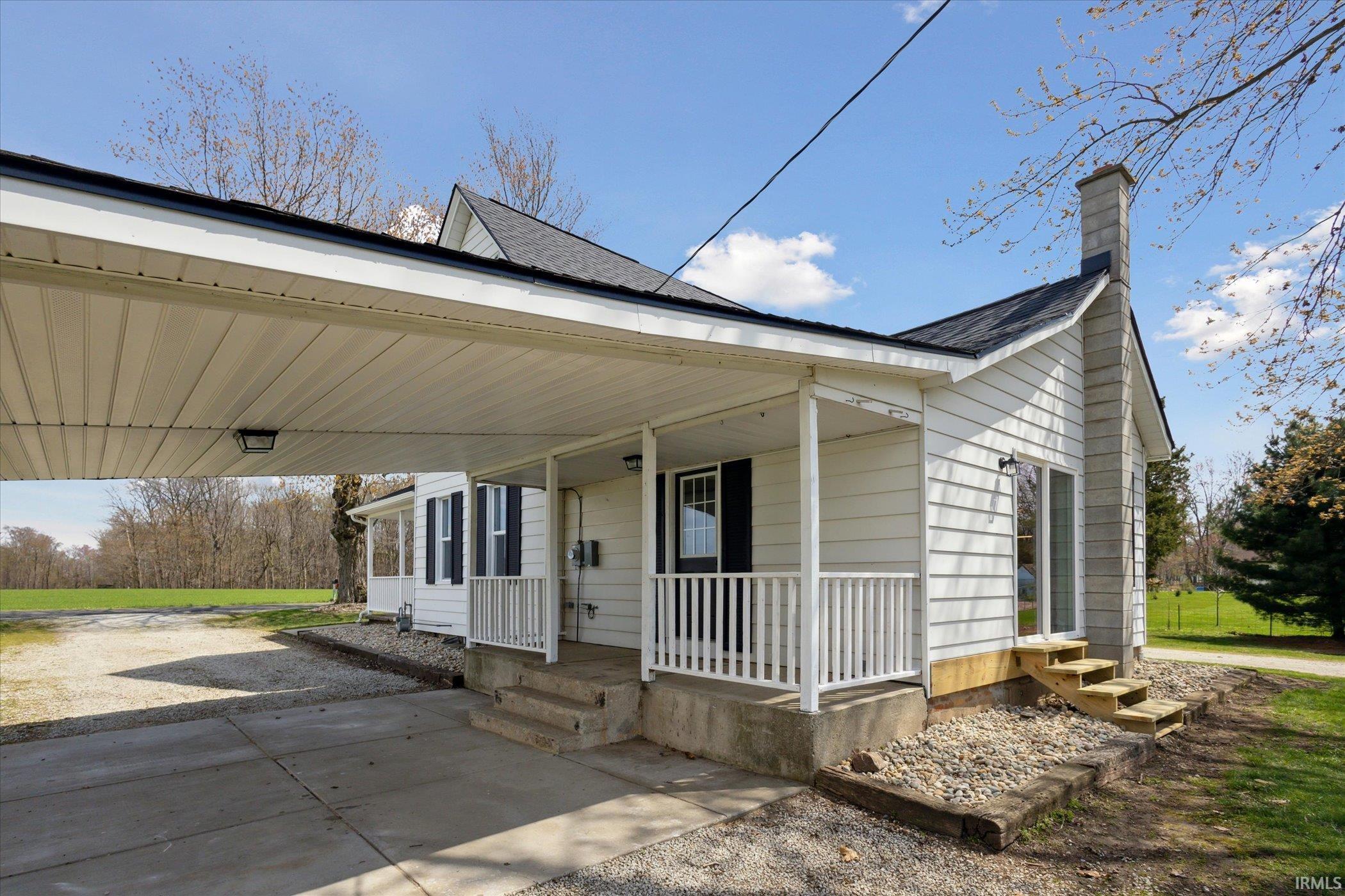 65639 Maple Road Lakeville, IN 46536 - Photo 6 of 35