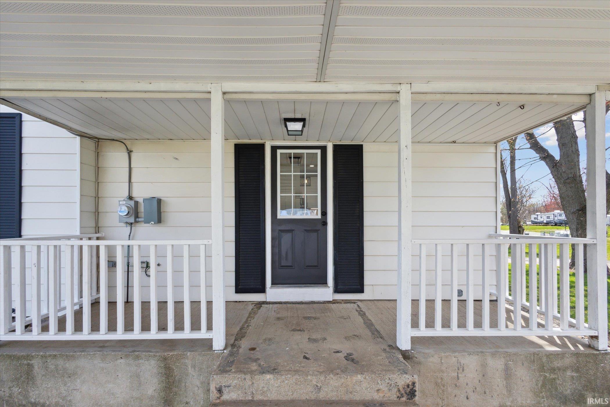 65639 Maple Road Lakeville, IN 46536 - Photo 7 of 35