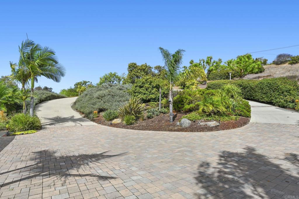 4447 Palomar Drive Fallbrook, CA 92028 - Photo 7 of 47