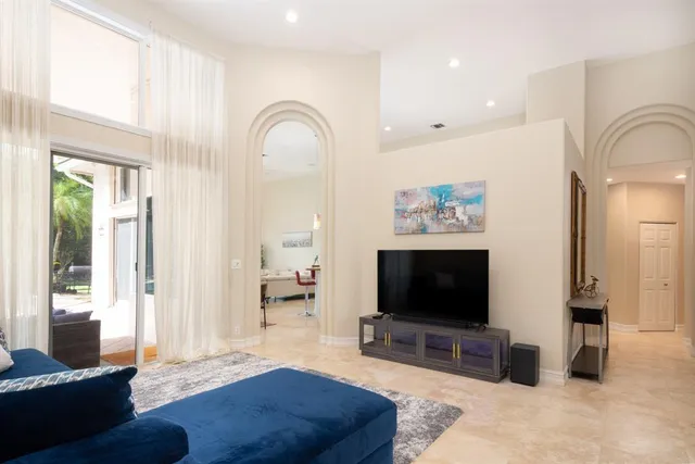 $6,500 | 11430 Northwest 18th Street, Plantation, FL 33323