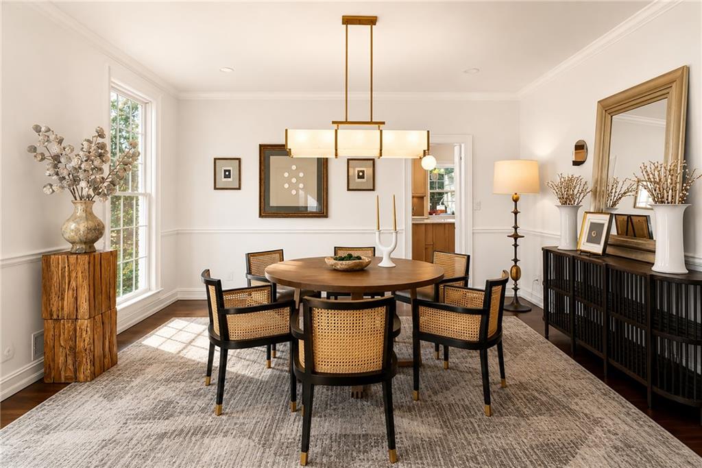 1330 West Wesley Road Northwest Atlanta, GA 30327 - Photo 5 of 39 Gallery Image 5