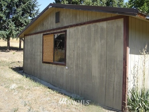 321 Selah Naches Road Selah, WA 98942 - Photo 5 of 6 Gallery Image 5