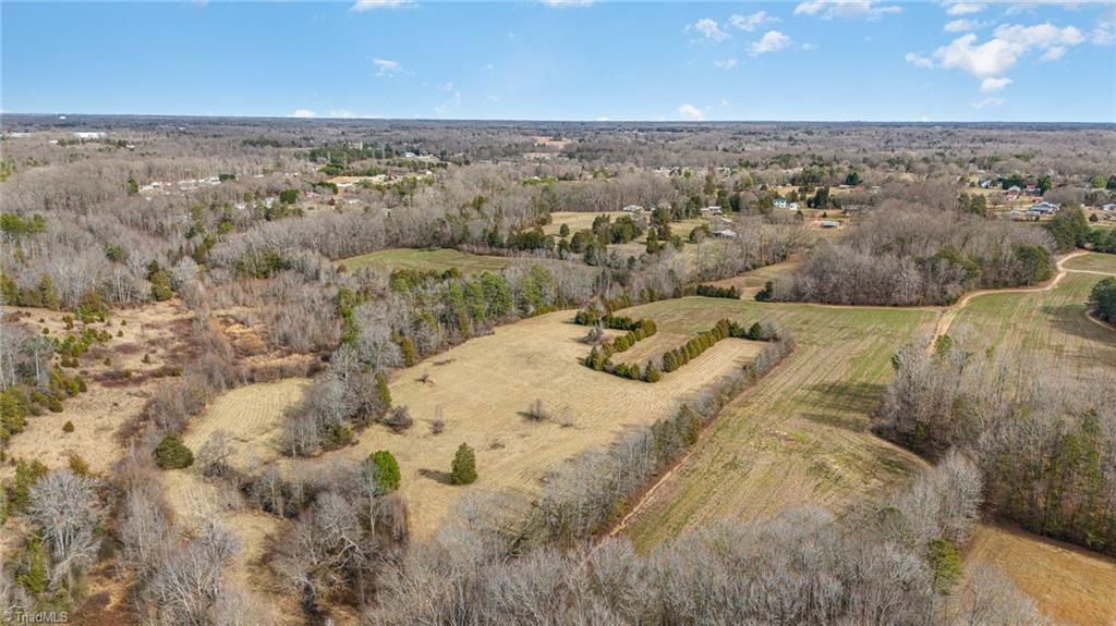 317 Archie Yokeley Road Winston-Salem, NC 27107 - Photo 13 of 36 Gallery Image 13
