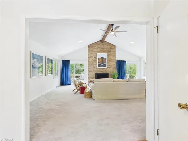 $519,900 | 904 Fairidge Drive, Jamestown, NC 27282